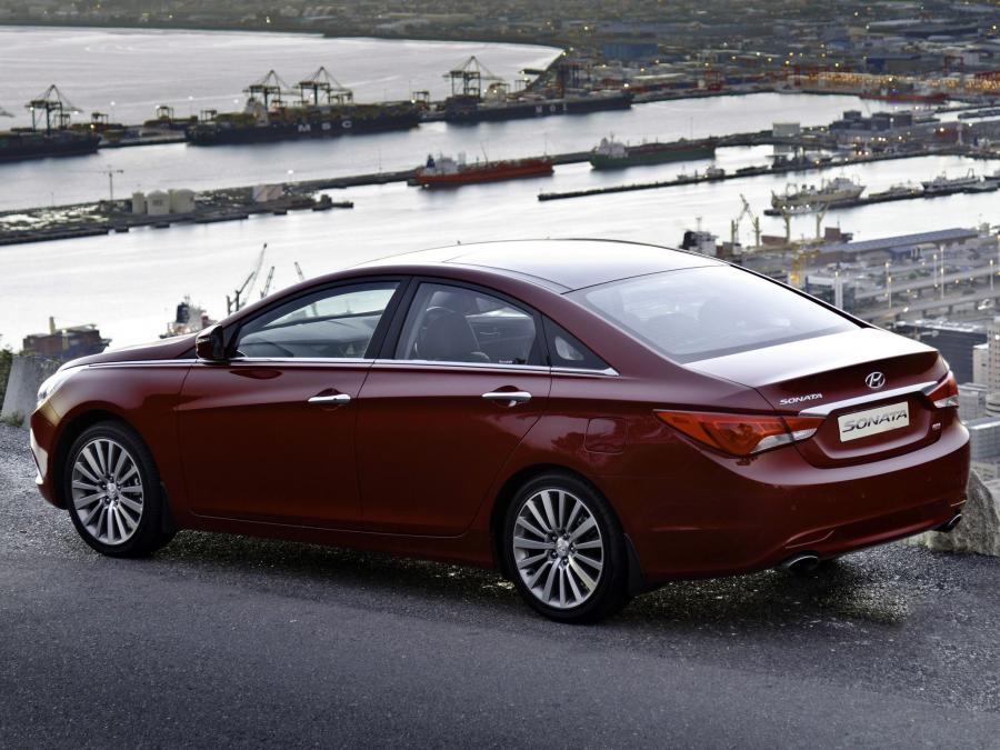 Hyundai Sonata 2013 года  (ZA) (фото 15 из 15)